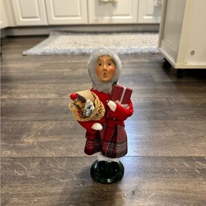 Vintage Byers Choice Collection Caroler 2004 Traditional‎ Shopper
